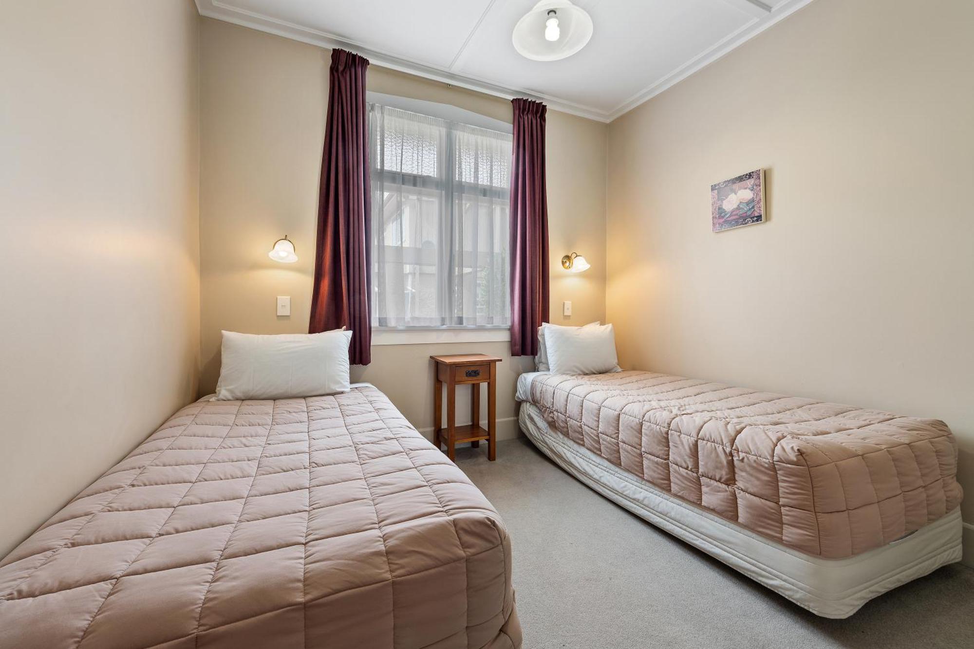 Tower Lodge Motel Invercargill Bagian luar foto