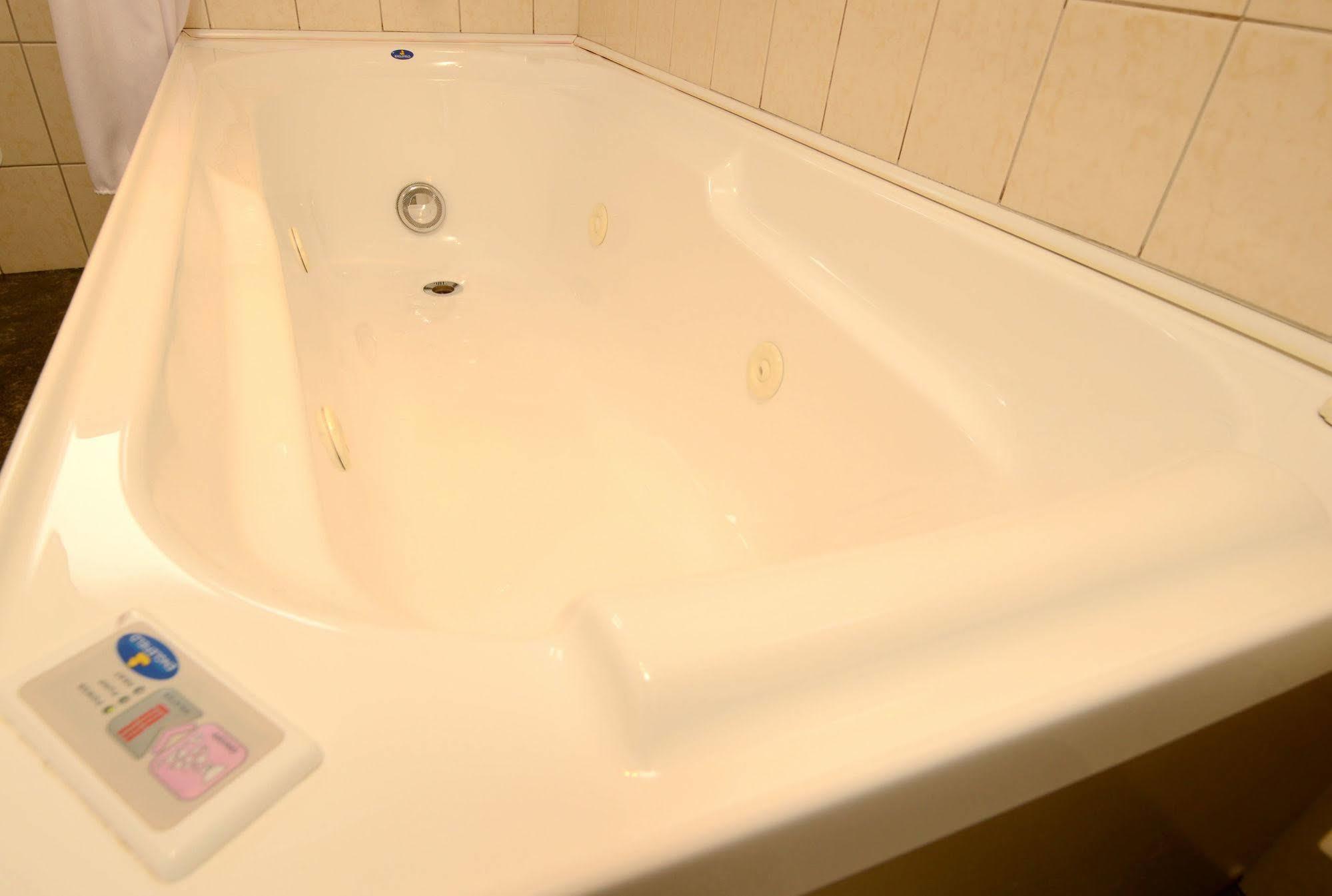 Tower Lodge Motel Invercargill Bagian luar foto