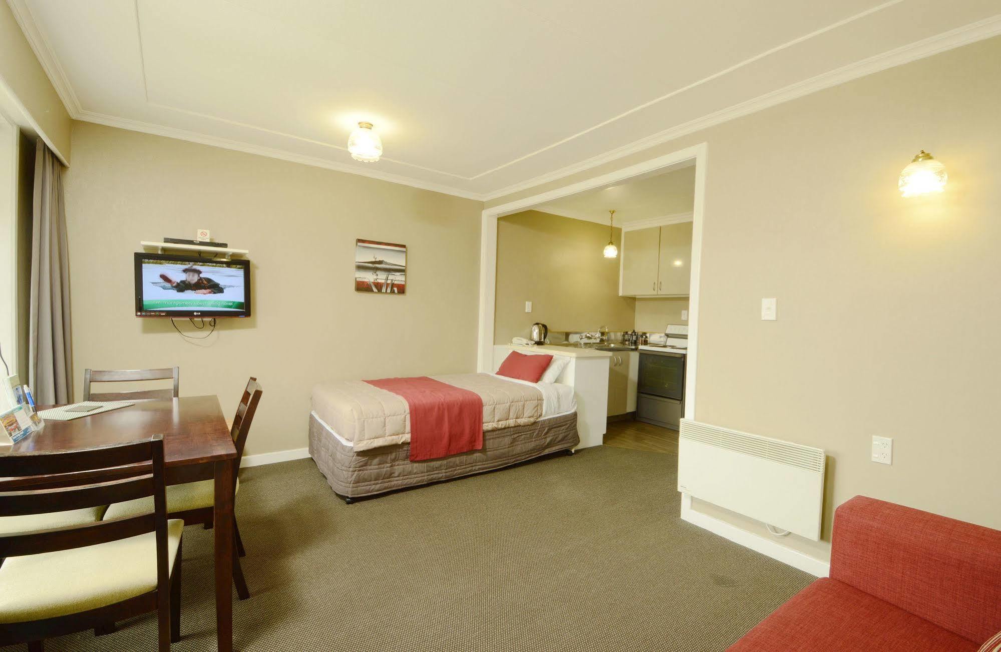 Tower Lodge Motel Invercargill Bagian luar foto