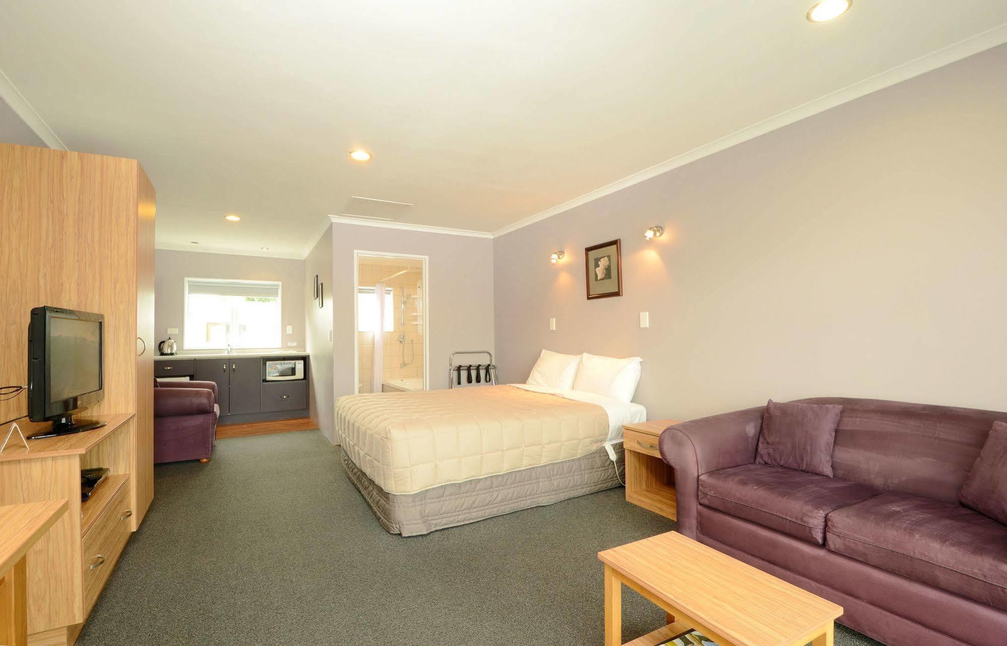 Tower Lodge Motel Invercargill Bagian luar foto